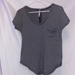 M Black&White Striped Shirt